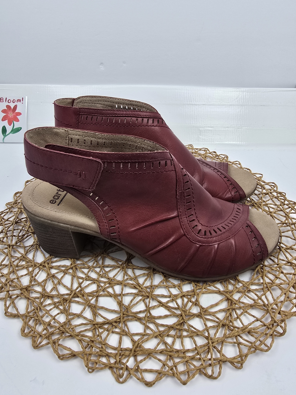 Earth Steph Moza Red Leather Slingback Sandals Heels Peep Toe Comfort Size 11